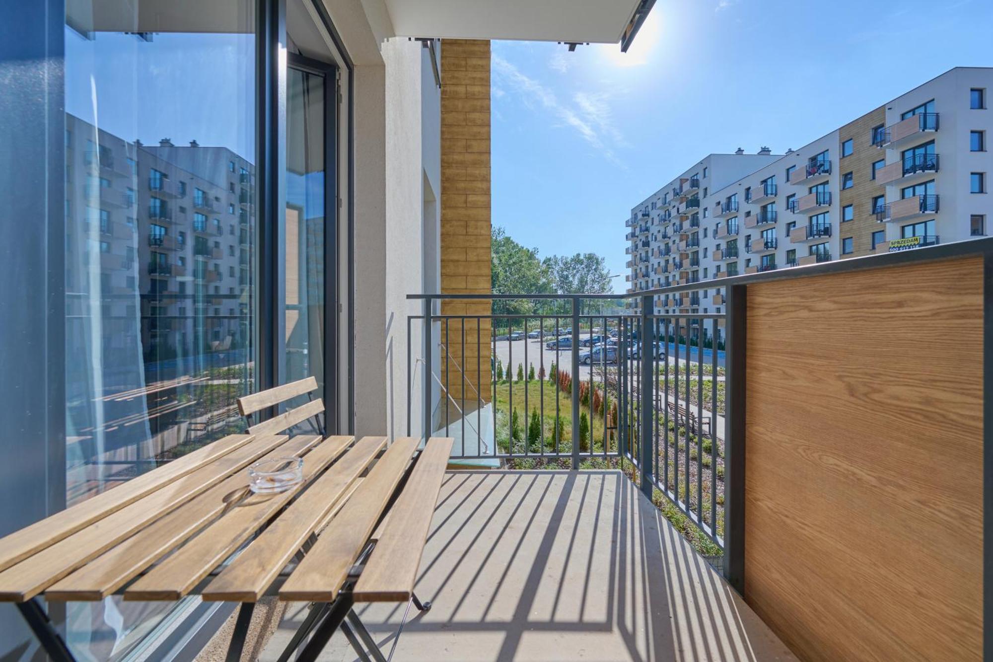 Fresh & Stylish Apartments In Poznan With Parking & Balcony By Noclegi Renters المظهر الخارجي الصورة
